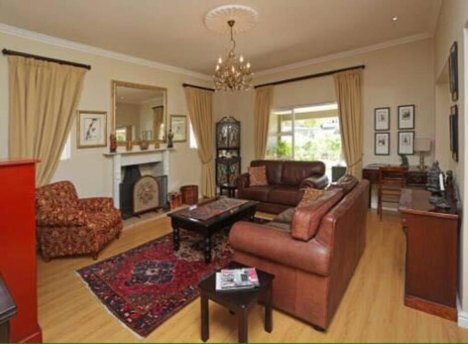 Solar Entertainers Dream On Constantia Wineroute Holiday home *