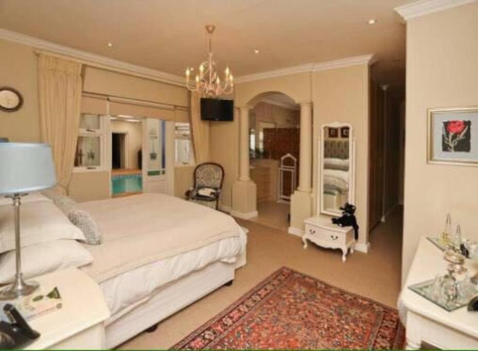 Holiday home Solar Entertainers Dream On Constantia Wineroute *