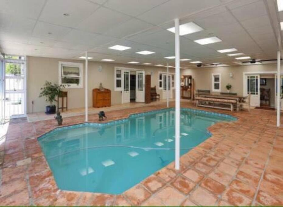 Holiday home Solar Entertainers Dream On Constantia Wineroute *